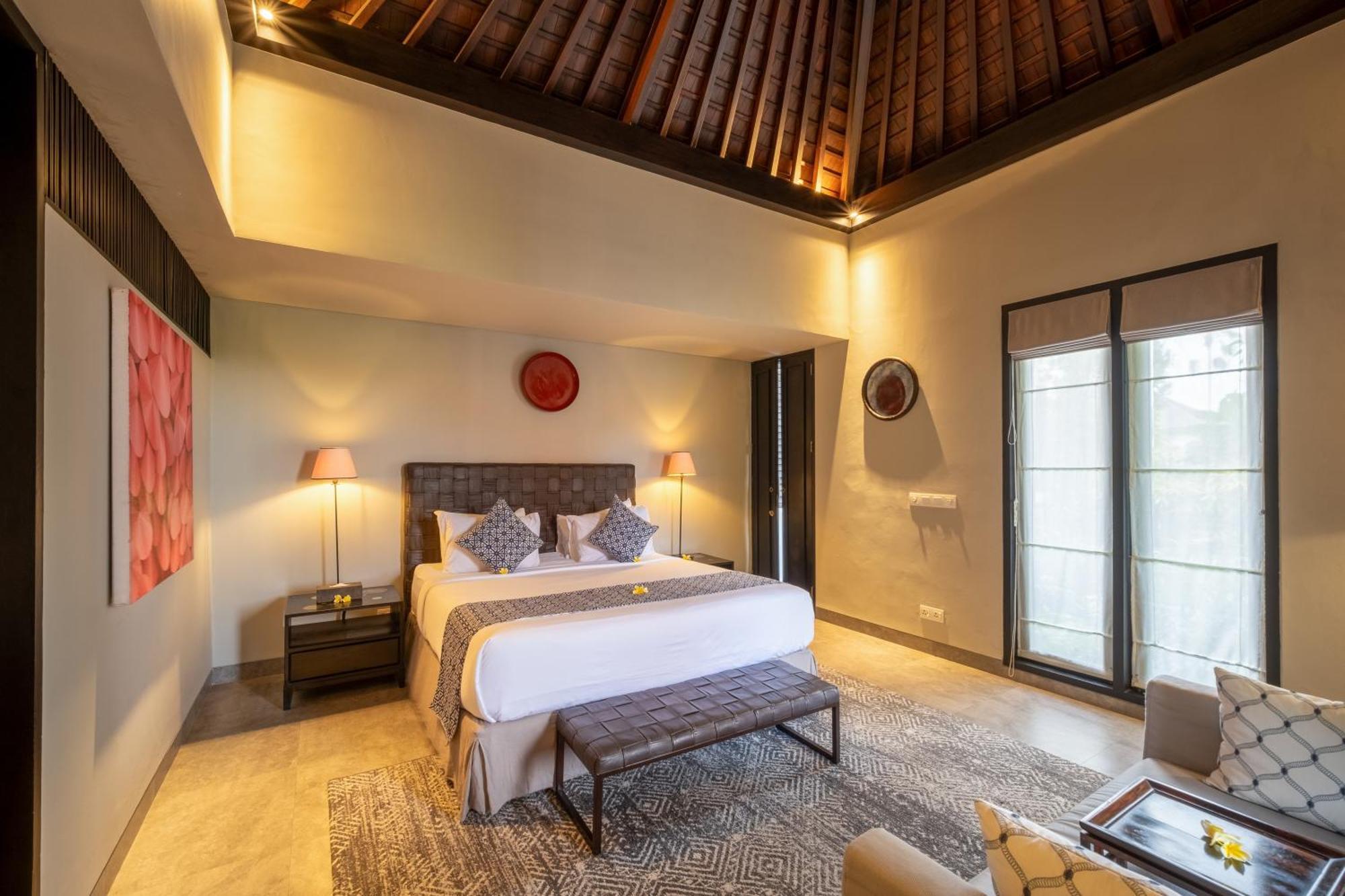 Villa De Suma - Fully Staffed Luxury Villa, Walk To The Beach! Семиняк Екстериор снимка