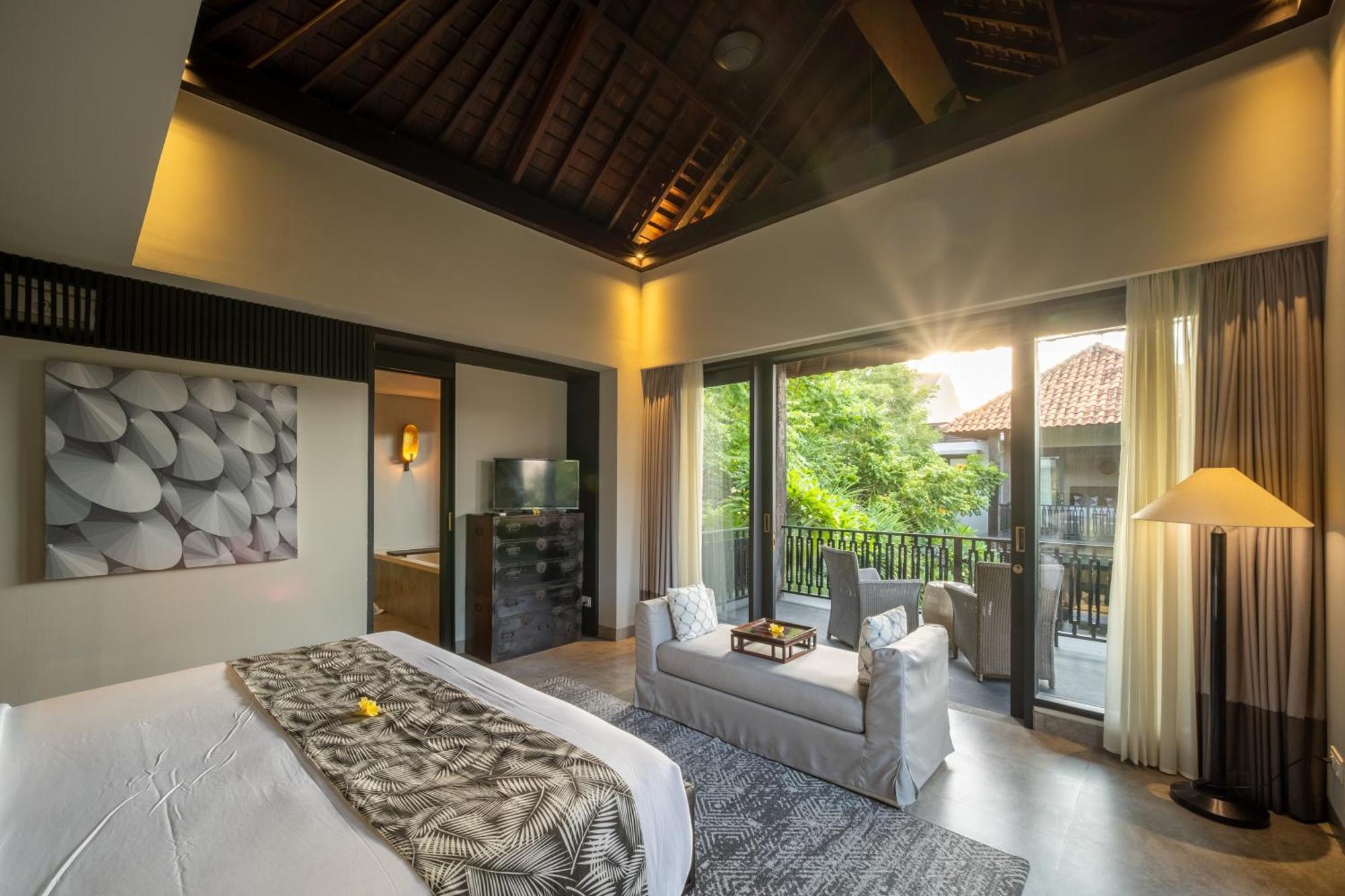 Villa De Suma - Fully Staffed Luxury Villa, Walk To The Beach! Семиняк Екстериор снимка