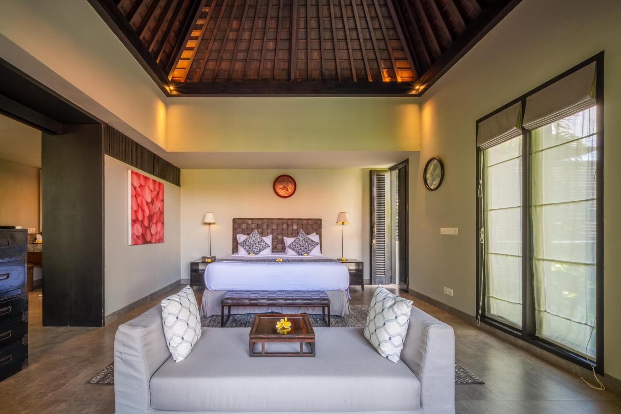 Villa De Suma - Fully Staffed Luxury Villa, Walk To The Beach! Семиняк Екстериор снимка