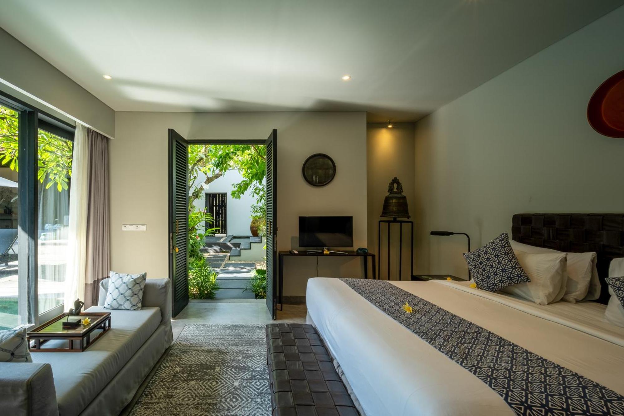 Villa De Suma - Fully Staffed Luxury Villa, Walk To The Beach! Семиняк Екстериор снимка