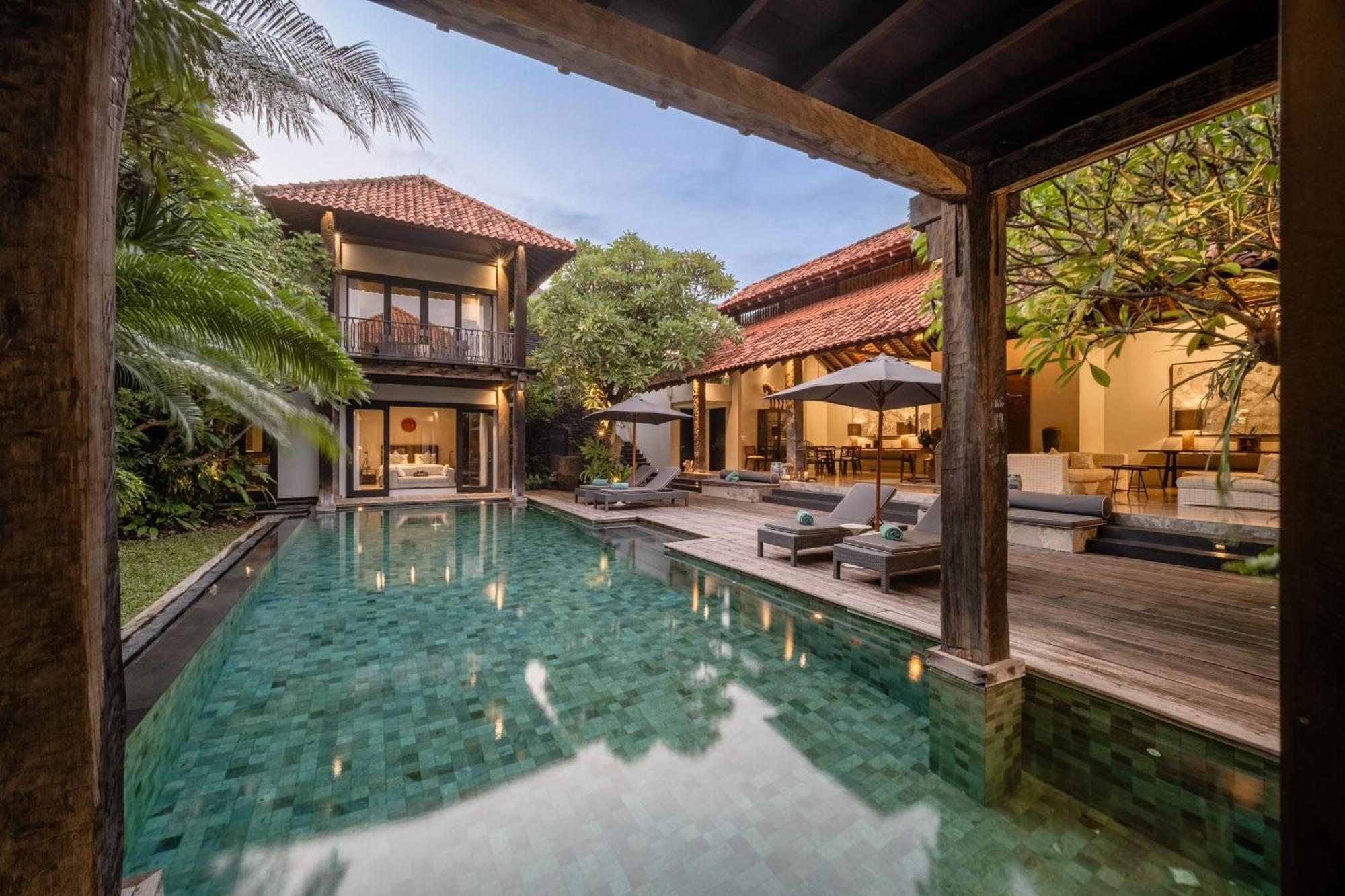 Villa De Suma - Fully Staffed Luxury Villa, Walk To The Beach! Семиняк Екстериор снимка